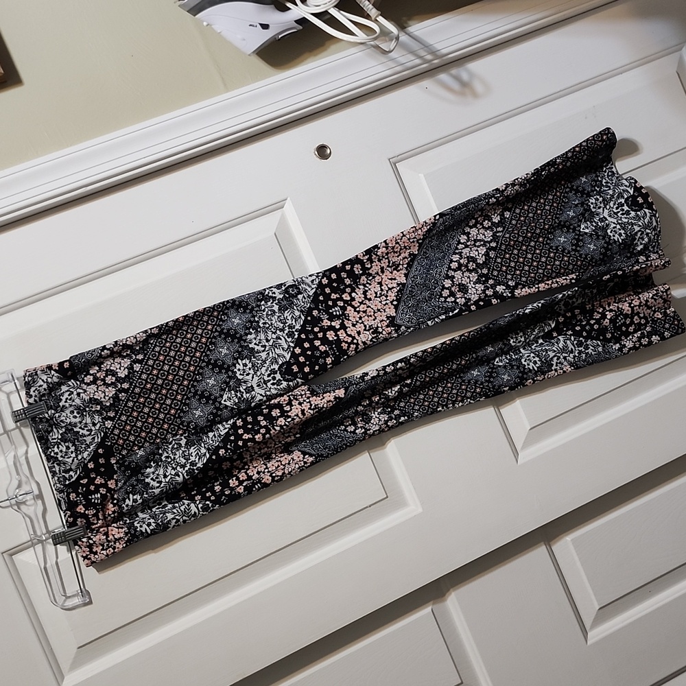 **FREE W/PURCHASE** NOBO Medium comfy pants